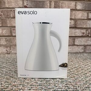 NEW EVA SOLO – Vacuum Jug 1.0L Low White